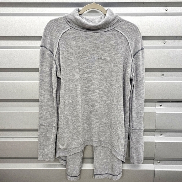 Free People Split Back Heathered Turtleneck Tunic Top - Picture 2 of 10